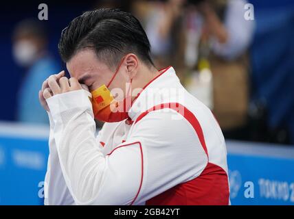 (210802) -- TOKIO, 2. August 2021 (Xinhua) -- Liu Yang aus China reagiert nach dem Finale der Kunstturnen-Ringe bei den Olympischen Spielen 2020 in Tokio, Japan, am 2. August 2021. (Xinhua/Cheng Min.) Stockfoto