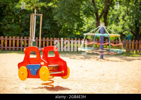 Bunte Kinder Spielplatz Aktivitäten im öffentlichen Park in Prag, Tschechische republik Stockfoto