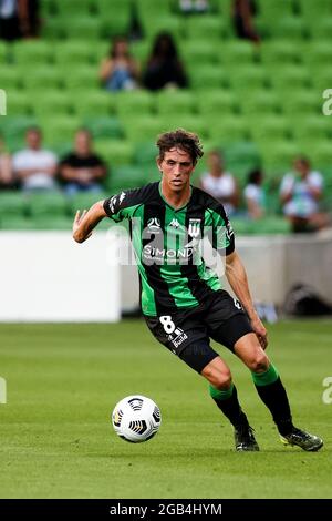 Melbourne, Australien, 1. April 2021. : Lachlan Wales von Western United kontrolliert den Ball während des Hyundai A-League Fußballmatches zwischen dem Western United FC und dem Melbourne City FC. Kredit: Dave Hewison/Speed Media/Alamy Live Nachrichten Stockfoto