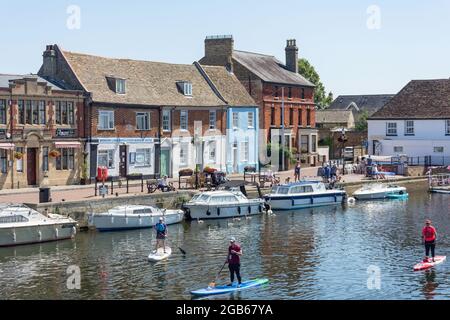 Die Quay und Fluss Great Ouse, St Ives, Cambridgeshire, England, Vereinigtes Königreich Stockfoto