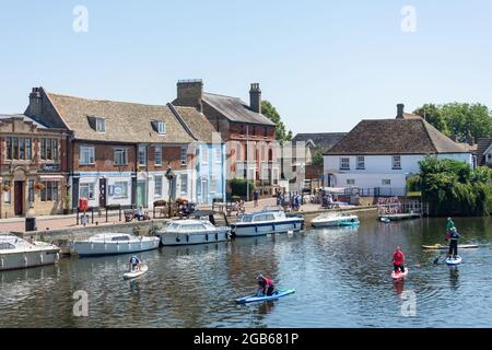 Die Quay und Fluss Great Ouse, St Ives, Cambridgeshire, England, Vereinigtes Königreich Stockfoto