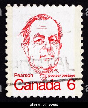 KANADA - UM 1973: Eine in Kanada gedruckte Briefmarke zeigt Lester B. Pearson, um 1973 Stockfoto