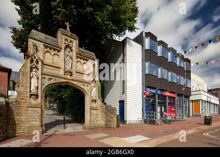 St. Mary's RC Church Grade II gelistet Gateway Market Street Chorley von Pugin und Pugin, nach einem Entwurf von A. W. N. Pugin Stockfoto