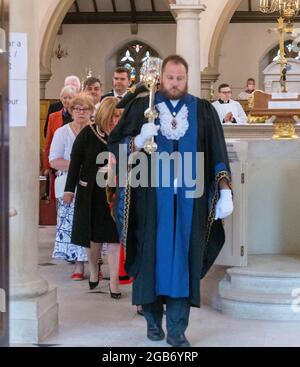 Brentwood, Großbritannien. August 2021. Brentwood Essex 2. August 2021 FEIERLICHER Vesper-Gottesdienst zur Einweihung der Bürgermeisterin Olivia Sanders von Brentwood in der römisch-katholischen Kathedrale St. Mary and St. Helen Brentwood, an dem neun Bürgermeister und Ratsvorsitzende sowie Mark Francois MP für Rayleigh und Wickford teilnahmen. Kredit: Ian Davidson/Alamy Live Nachrichten Stockfoto