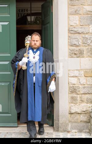 Brentwood, Großbritannien. August 2021. Brentwood Essex 2. August 2021 FEIERLICHER Vesper-Gottesdienst zur Einweihung der Bürgermeisterin Olivia Sanders von Brentwood in der römisch-katholischen Kathedrale St. Mary and St. Helen Brentwood, an dem neun Bürgermeister und Ratsvorsitzende sowie Mark Francois MP für Rayleigh und Wickford teilnahmen. Kredit: Ian Davidson/Alamy Live Nachrichten Stockfoto