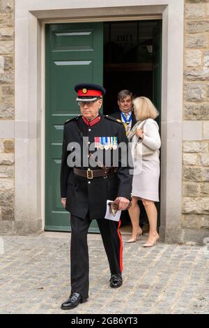 Brentwood, Großbritannien. August 2021. Brentwood Essex 2. August 2021 FEIERLICHER Vesper-Gottesdienst zur Einweihung der Bürgermeisterin Olivia Sanders von Brentwood in der römisch-katholischen Kathedrale St. Mary and St. Helen Brentwood, an dem neun Bürgermeister und Ratsvorsitzende sowie Mark Francois MP für Rayleigh und Wickford teilnahmen. Dennis Rensch, Stellvertretender Leutnant von Essex Kredit: Ian Davidson/Alamy Live News Stockfoto