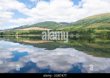 MacDonald Forest Hills Hotel and Spa and Go Country Adventure Outdoor Center, Loch ARD, Aberfoyle, Trossachs, Stirling, Schottland, Großbritannien Stockfoto