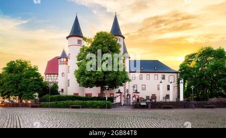 Schneewittchen - Schloss in Lohr am Main im Spessart-Gebirge, Bayern. - Schneewittchen - Schloss in Lohr am Main im Spessart Stockfoto