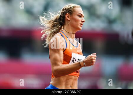 TOKIO, JAPAN - 3. AUGUST: Lieke Klaver aus den Niederlanden tritt am 3. August 2021 im Olympiastadion in Tokio, Japan, bei der 400-Meter-Runde 1 der Frauen während der Olympischen Spiele in Tokio 2020 an (Foto: Andy Astfalck/Orange Picics) NOCNSF ATLETIEKUNIE Credit: Orange Pics BV/Alamy Live News Stockfoto