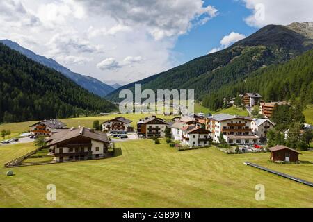 Obergebirgsdorf Sulden, Solda, Bezirk der Gemeinde Stilfs, Suldental, Ortler Alpen, Ortles, Vinschgau, Trentino-Südtirol, Italien Stockfoto