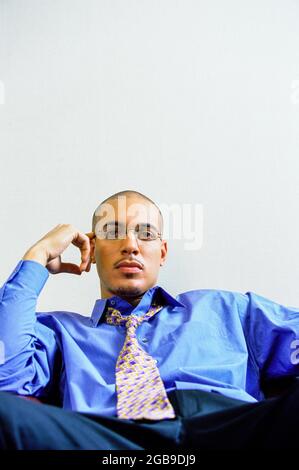 Porträt eines jungen Geschäftsmann. Stockfoto