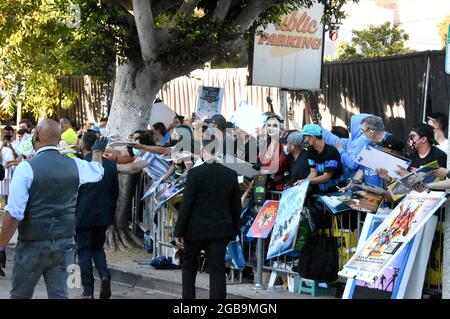 Los Angeles, Kalifornien, USA 2. August 2021 Fans bei der Warner Bros. Premiere von 'The Suicide Squad' im Regency Village Theater am 2. August 2021 in Los Angeles, Kalifornien, USA. Foto von Barry King/Alamy Live News Stockfoto