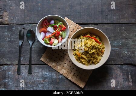 Gemüse tawa Pulao oder Pilau ist ein indisches Essen, das aus Basmati-Reis zubereitet wird Stockfoto