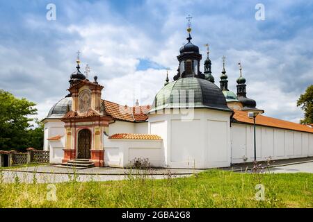 Klášter benediktinů s kostelem Matky Boží, poutni misto Klokoty, Tabor, Ceska Republika / Kloster Klokoty, Tabor Stadt, Tschechische republik Stockfoto