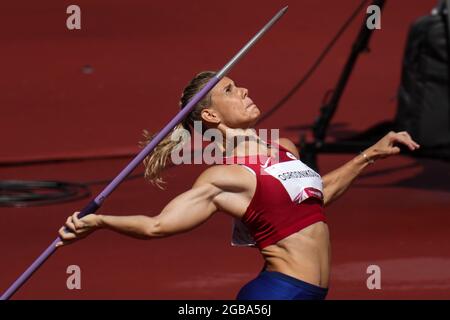 Tokio, Japan. August 2021. Die tschechische Athletin Nikola Ogrodnikova nimmt während der Olympischen Sommerspiele 2020 in Tokio am 3. August 2021 an der Qualifikation für den Speerwurf der Frauen Teil. Kredit: Martin Sidorjak/CTK Foto/Alamy Live Nachrichten Stockfoto
