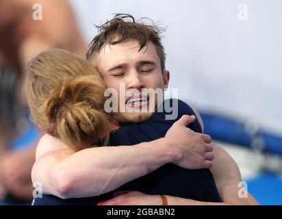 Der britische Jack Laugher feiert am elften Tag der Olympischen Spiele in Tokio 2020 in Japan beim 3-m-Springboard-Finale der Männer im Tokyo Aquatics Center Bronze. Bilddatum: Dienstag, 3. August 2021. Stockfoto