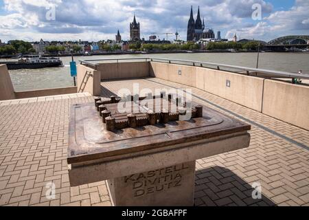 Modell der spätrömischen Festung Divitia am Kennedy-Ufer im Stadtteil Deutz, gehörte sie zum niedergermanischen Limes, Köln, Deutschland. Modell des SPA Stockfoto