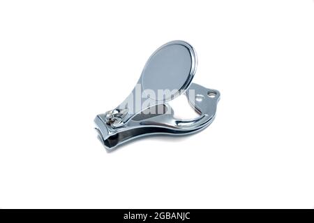 Nahaufnahme Metallnagel-Clipper weißen Hintergrund Studioaufnahme Stockfoto