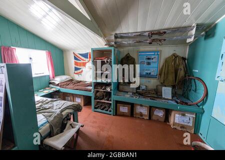 Innenansicht von Port Lockroy, errichtet als Station A in der Operation Tabarin aus dem Zweiten Weltkrieg, Goudier Island, Antarktis, Polarregionen Stockfoto