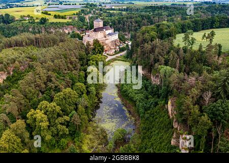 Luftaufnahme von Schloss Kost, Böhmisches Paradies, Tschechische Republik, Europa Stockfoto