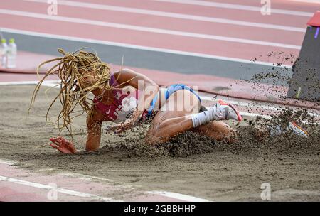 Tokio, Japan. August 2021. Tara DAVIS (USA), Action, Leichtathletik-Finale Frauen-Weitsprung, WomenÕS-Weitsprung-Finale, am 03. August 2021 Olympische Sommerspiele 2020, ab 23. Juli. - 08.08.2021 in Tokio/Japan. Quelle: dpa picture Alliance/Alamy Live News Stockfoto