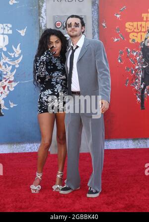 Los Angeles, Ca. August 2021. Enkel, Jordan Edward Benjamin, Jessie Reyez, bei Warner Bros. Premiere von „The Suicide Squad“ im Regency Village Theatre in Los Angeles, Kalifornien, am 2. August 2021. Quelle: Saye Sadou/Media Punch/Alamy Live News Stockfoto