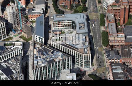 Luftaufnahme der Bürogebäude am Wellington Place in der Wellington Street, Leeds Stockfoto