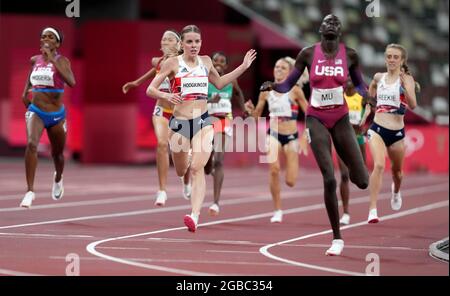 Der britische Keely Hodgkinson beim 800-m-Finale der Frauen während der Leichtathletik im Olympiastadion am elften Tag der Olympischen Spiele in Tokio 2020 in Japan. Bilddatum: Dienstag, 3. August 2021. Stockfoto