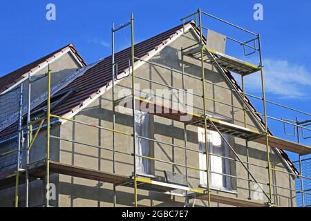 Neubau mit fertiger Grundputz Stockfoto