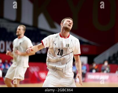 Tokio, Japan. August 2021. Handball: Olympische Spiele, Deutschland - Ägypten, Endrunde, Viertelfinale, im Yoyogi National Stadium. Der deutsche Philipp Weber reagiert. Quelle: Jan Woitas/dpa-Zentralbild/dpa/Alamy Live News Stockfoto