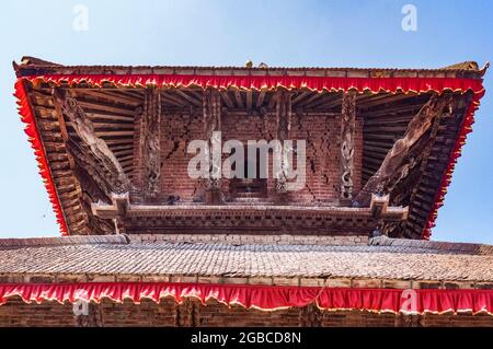 Jagannath-Tempel in Hanuman Dhoka, Kathmandu Durbar Square, nach dem Erdbeben in Nepal im April 2015 Stockfoto