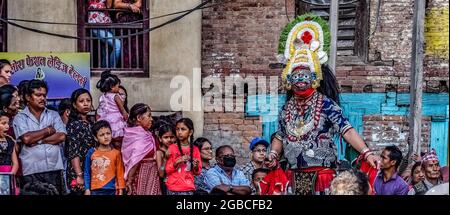 Dee Pyakhan Maskentanz während des Indra Jatra Festivals, auch bekannt als Yenya Festival, Religous Street Festival in Kathmandu, Nepal Stockfoto