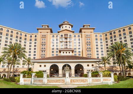 Orlando Florida, Rosen Shingle Creek Hotel, Außeneingang des Resorts mit Springbrunnen Stockfoto