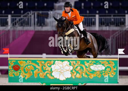 Tokio, Japan. August 2021. TOKIO, JAPAN - 3. AUGUST: Willem Greve aus den Niederlanden tritt während der Olympischen Spiele in Tokio 2020 im Equestrian Park am 3. August 2021 in Tokio, Japan, im Wettstreit um den Einzelqualifier an (Foto von Pim Waslander/Orange Picics) NOCNSF Credit: Orange Pics BV/Alamy Live News Stockfoto