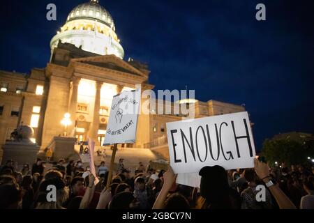 schild aus Protest gegen die Hauptstadt boise Stockfoto