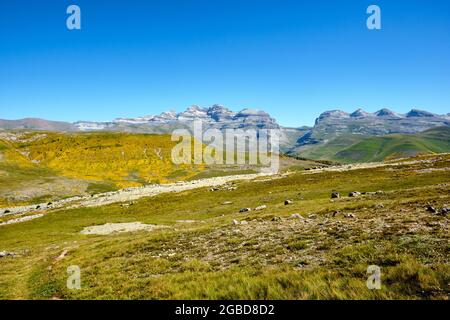 Wunderschöne Landschaft im Nationalpark Ordesa y Monte Perdido in den spanischen Pyrenäen Stockfoto