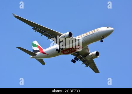 Emirates (ist die größte Fluggesellschaft der Vereinigten Arabischen Emirate), Airbus A330-200 Stockfoto