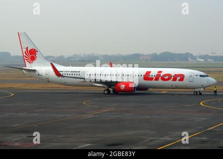 PT Lion Mentari Airlines, Lion Air, (ist eine indonesische Billigfluggesellschaft) Boeing 737-900 er Stockfoto