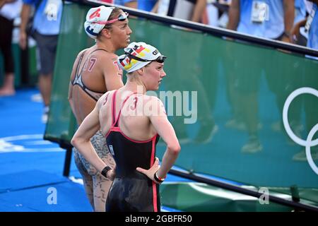 Finnia WUNRAM (GER) an der Ziellinie, 10 km Marathonschwimmen der Frauen, Langstreckenschwimmen, Odaiba Marine Park am 4. August 2021. Olympische Sommerspiele 2020, ab 23.07. - 08.08.2021 in Tokio/Japan. Stockfoto