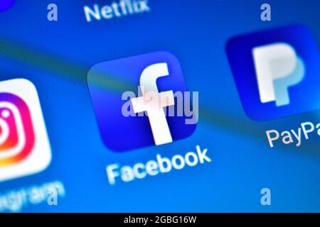 DELHI, INDIEN - 27. MAI 2018: Facebook-Logo auf dem Smartphone Stockfoto