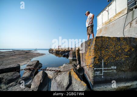 Am Leuchtturm von Märket, Ahvenanmaa, Finnland Stockfoto