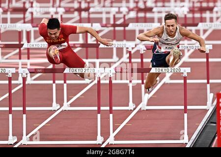 Tokio, Japan. August 2021. Leichtathletik. Olympiastadion. 10-1 Kasumigaokamachi. Shinjuku-ku. Tokio. David King (GBR) im 4. Heat der 110-m-Hürden. Kredit Garry Bowden/Sport in Pictures/Alamy live News Kredit: Sport in Pictures/Alamy Live News Stockfoto