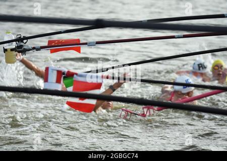 Tokio, Japan, 04/08/2021, Tokio, Japan, 4. August 21, Frauen 10 km während der Olympischen Spiele Tokio 2020, Marathon Schwimmen, am 4. August 2021 im Odaiba Marine Park in Tokio, Japan - Foto Yoann Cambefort / Marti Media / DPPI Stockfoto