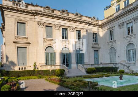 Außenansicht des Museums für Dekorative Künste in Buenos Aires, Argentinien Stockfoto