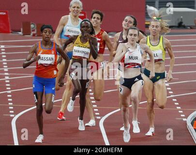 Tokio, Japan. August 2021. Die Ugandaerin Winnie Nanyondo tritt bei den Olympischen Sommerspielen 2020 in Tokio, Japan, am Mittwoch, den 4. August 2021, in einem Halbfinale für Frauen im 1500-M-Bereich an und wird erster. Foto von Bob Strong/UPI Credit: UPI/Alamy Live News Stockfoto