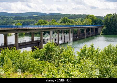 Deutschland, Attendorn, Biggesee, (auch Biggetalsperre) ist ein 8,76 km2 großer Stausee im Kreis Olpe in Nordrhein-Westfalen (Deutschland). Mit der al Stockfoto