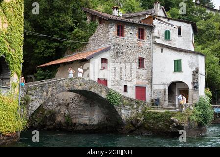 Nesso ist ein kleines Dorf am Comer See, zwischen Como und Bellagio Stockfoto