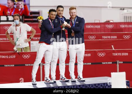 Izu, Japan, 04/08/2021, 118 GRENGBO Florian / 122 VIGIER Sebastian / 199 HELAL Rayan (FRA) 3. Bronzemedaille während der Olympischen Spiele Tokio 2020, Radweg Männer Team Sprint Medaillenübergabe am 3. August 2021 auf dem Izu Velodrome in Izu, Japan - Foto Foto Kishimoto / DPPI Stockfoto