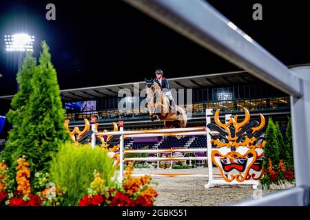 TOKIO - der britische Goldmedaillengewinnerin Ben Maher, der Brite Ben Maher, tritt im Equestrian Park in Tokio, Japan, am 04. August 2021, im Einzelfinale der Olympischen Spiele 2020 in Tokio an. Foto von Robin Utrecht/ABACAPRESS.COM Stockfoto