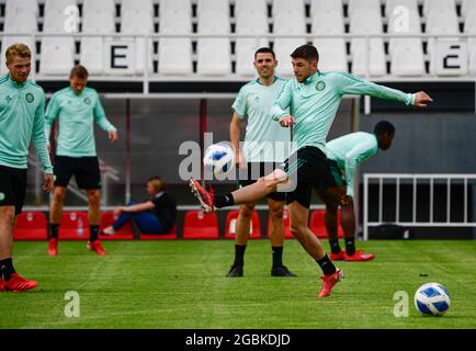 Prag, Tschechische Republik. August 2021. Ryan Christie von Celtic nimmt am Training vor dem 3. Qualifikationsspiel der Europa League FK Jablonec gegen Celtic Glasgow in Jablonec nad Nisou, Tschechische Republik, 4. August 2021 Teil. Kredit: Radek Petrasek/CTK Foto/Alamy Live Nachrichten Stockfoto